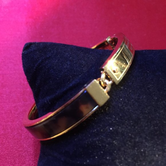 Michael Kors Logo Plaque Bangle Bracelet - Picture 2 of 8